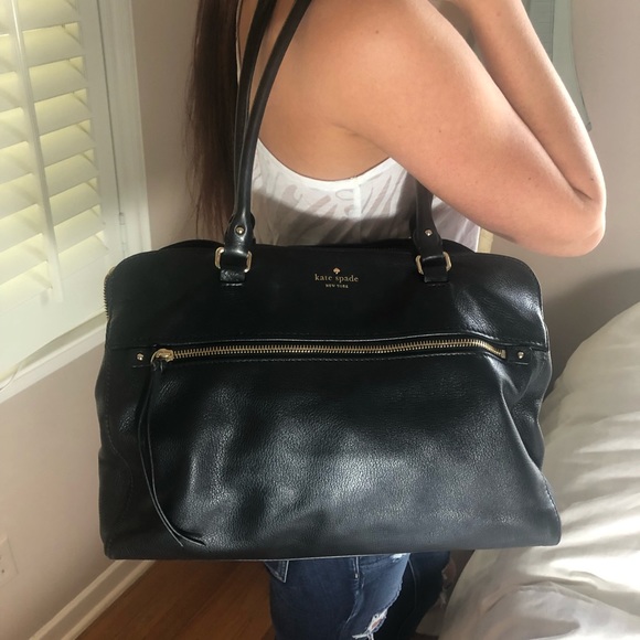 kate spade Handbags - Authentic Kate Spade Black Leather Shoulder Bag